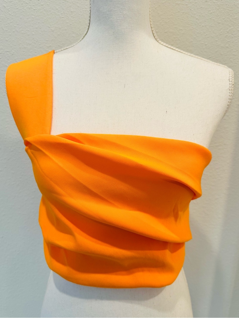 NWT Zara One-Shoulder Orange Crop Top - Women’s Size Large